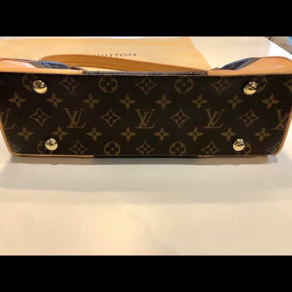 Authentic Louis Vuitton Beverly MM Bag - Like New! - Picture 4 of 8
